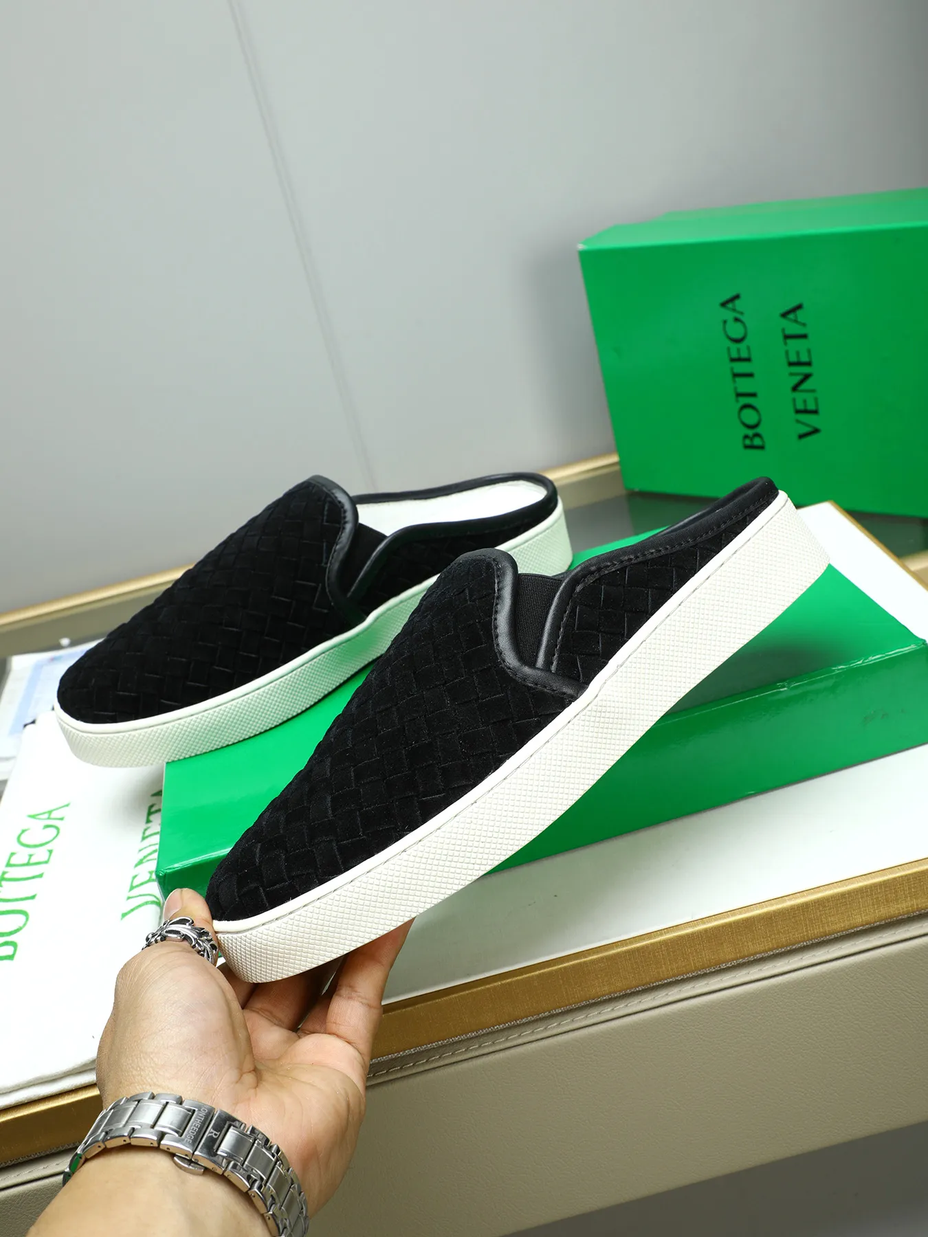 Men's shoes 💰420 [Half drag series] BOTTEG* VENET* - high-end boutique Size: 38-44 (45 customized) BV new product, first-layer cowhide artificially woven classic style harmoniously blends with contemporary fashion temperament, rubber soles are light and flexible, water-dyed sheepskin pads! [Taobao, Tmall, and live streaming are the first choices]